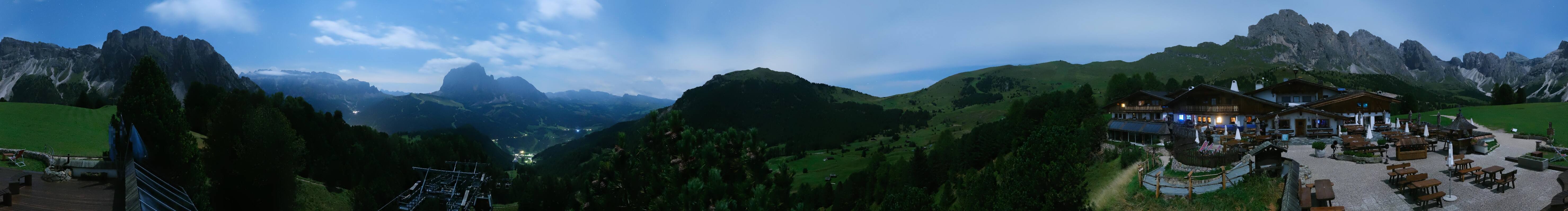Archived image Webcam Panorama view Col Raiser