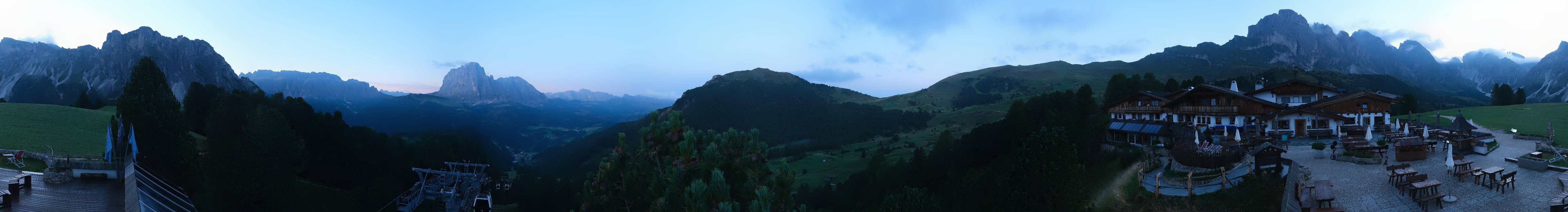 Archived image Webcam Panorama view Col Raiser