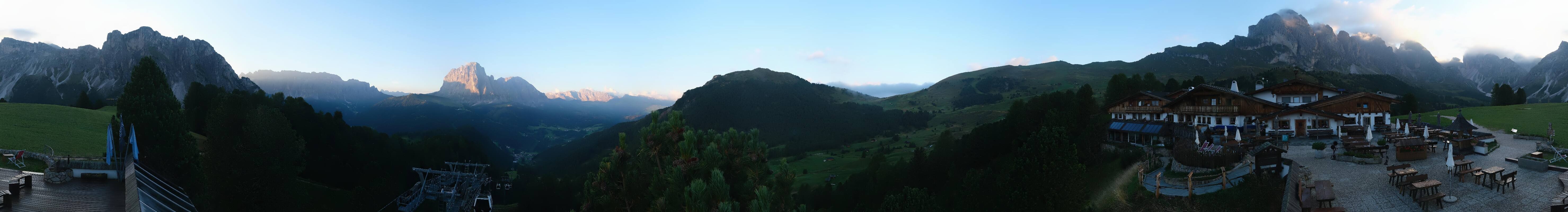 Archived image Webcam Panorama view Col Raiser