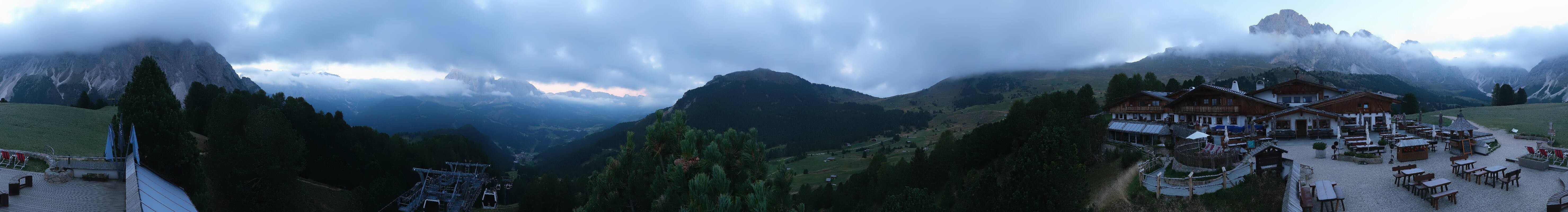 Archived image Webcam Panorama view Col Raiser