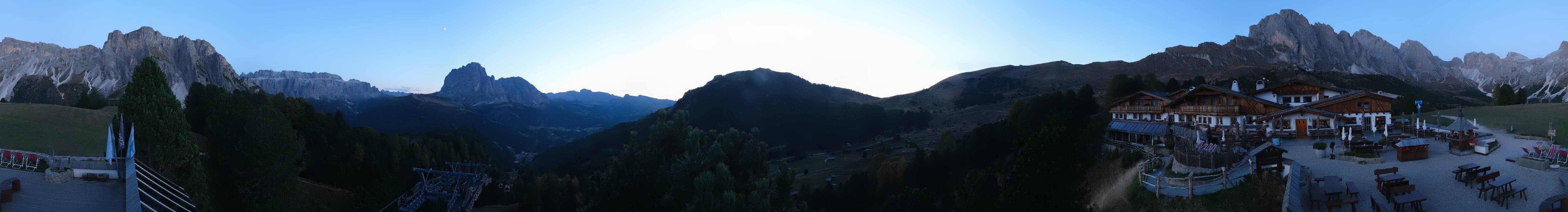 Archived image Webcam Panorama view Col Raiser