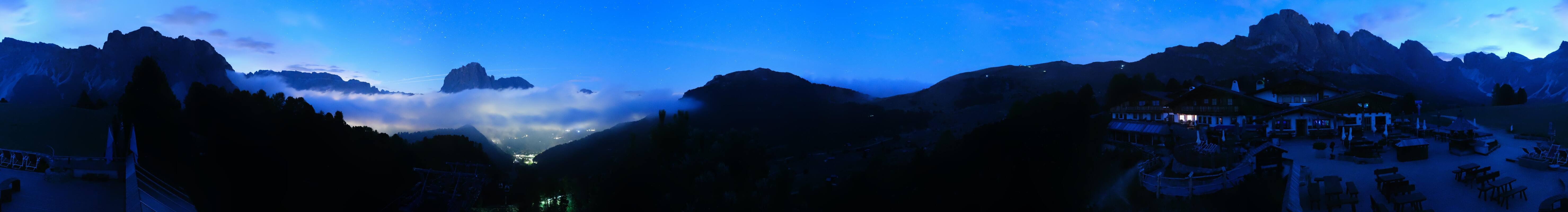 Archived image Webcam Panorama view Col Raiser