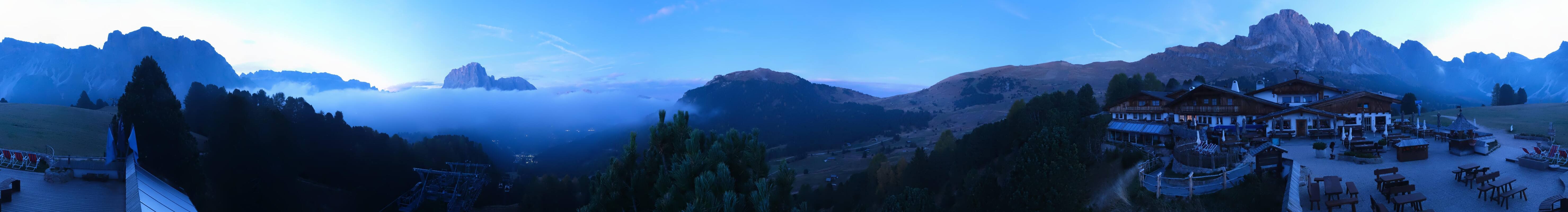 Archived image Webcam Panorama view Col Raiser