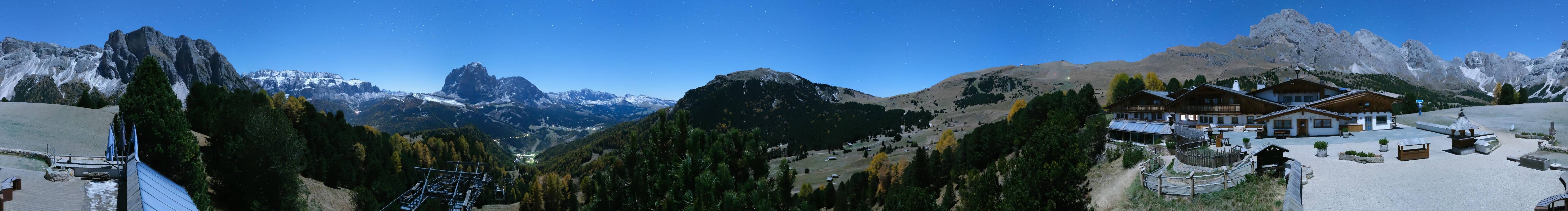Archived image Webcam Panorama view Col Raiser