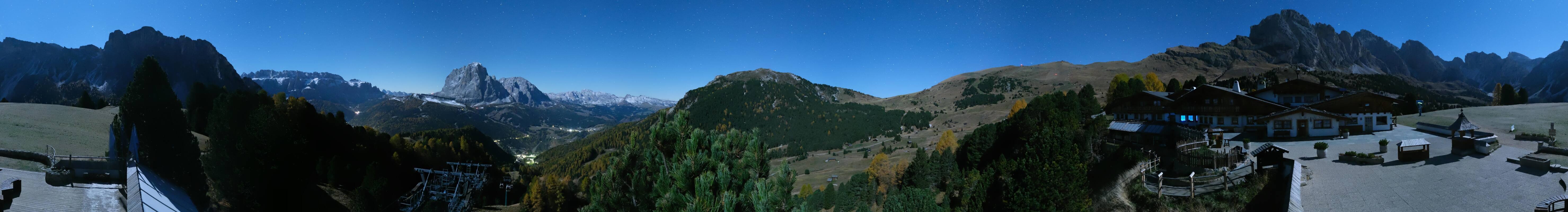 Archived image Webcam Panorama view Col Raiser