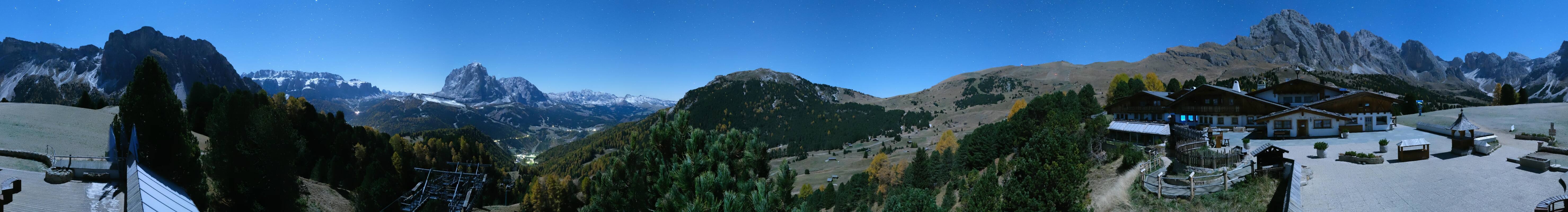 Archived image Webcam Panorama view Col Raiser