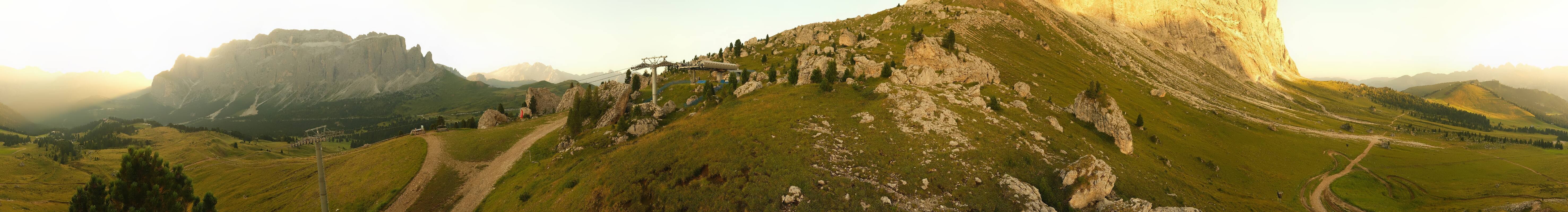 Archiv Foto Webcam Bergstation Citta dei Sassi, Val Gardena