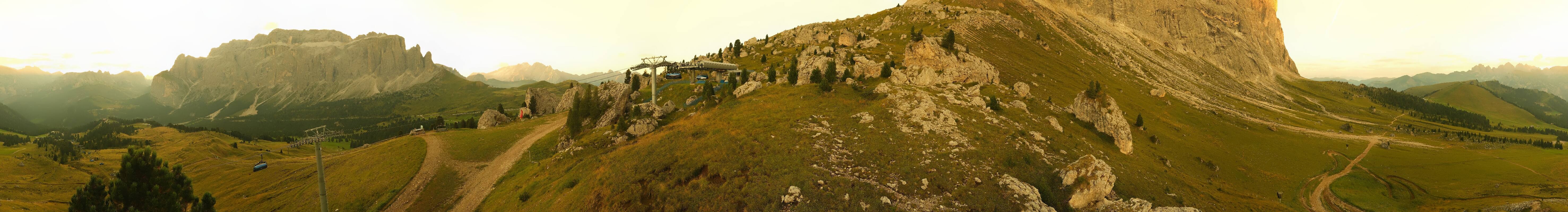 Archiv Foto Webcam Bergstation Citta dei Sassi, Val Gardena