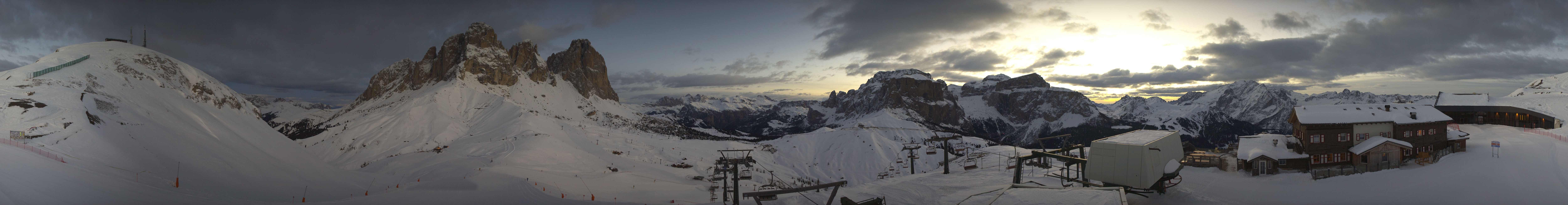 Archiv Foto Webcam Col Rodella Fassatal