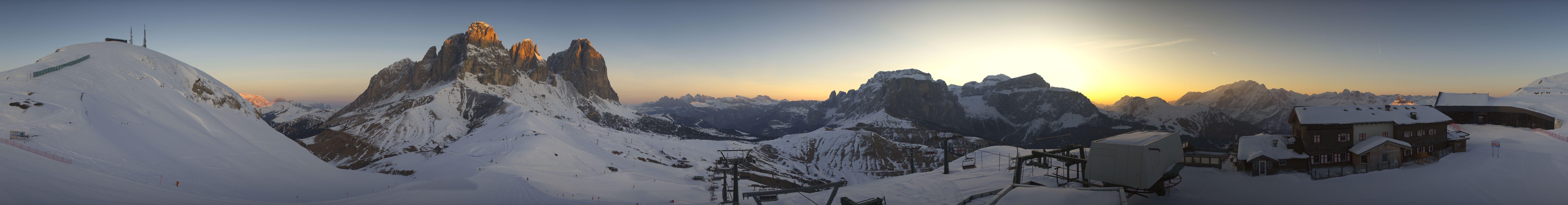 Archiv Foto Webcam Col Rodella Fassatal