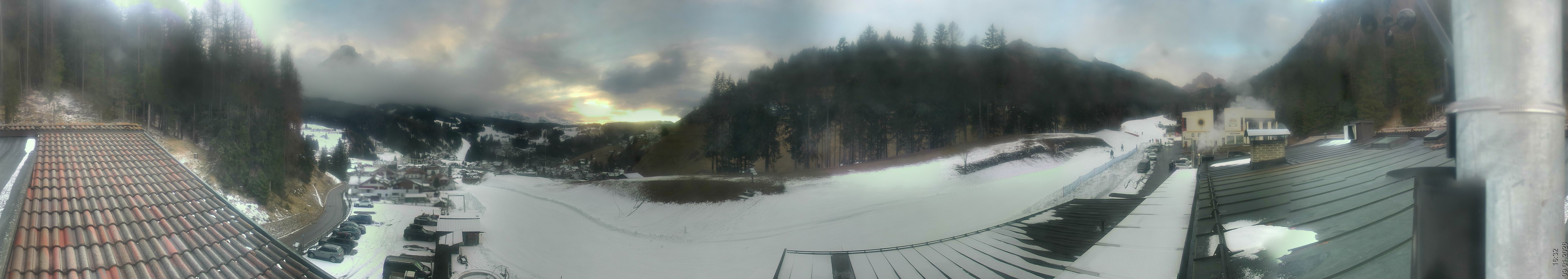 Archiv Foto Webcam Col Raiser / Hotel Jägerheim