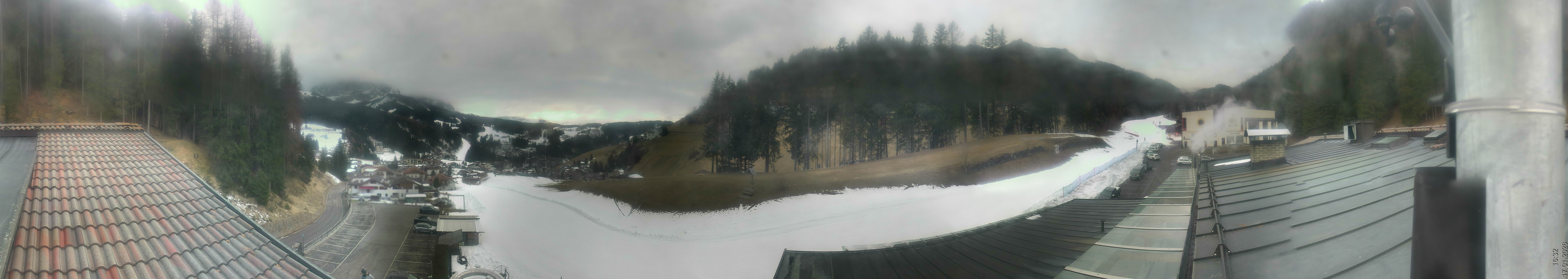 Archived image Webcam Col Raiser / Hotel Jägerheim