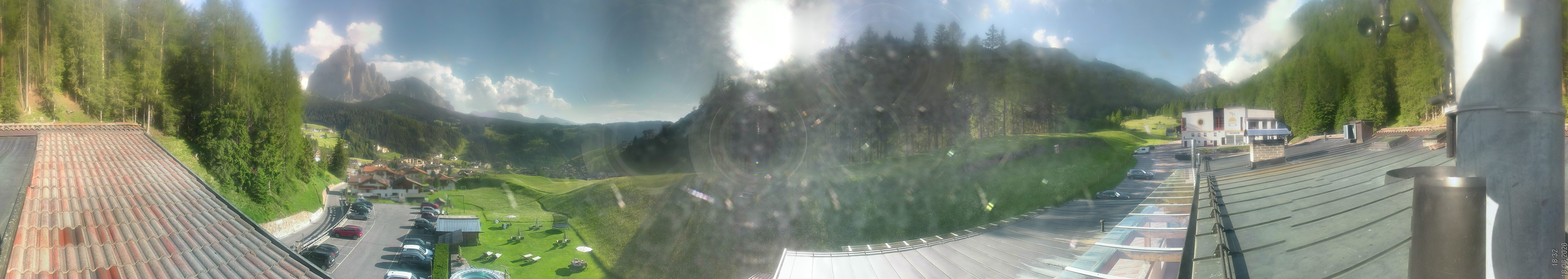 Archived image Webcam Col Raiser / Hotel Jägerheim