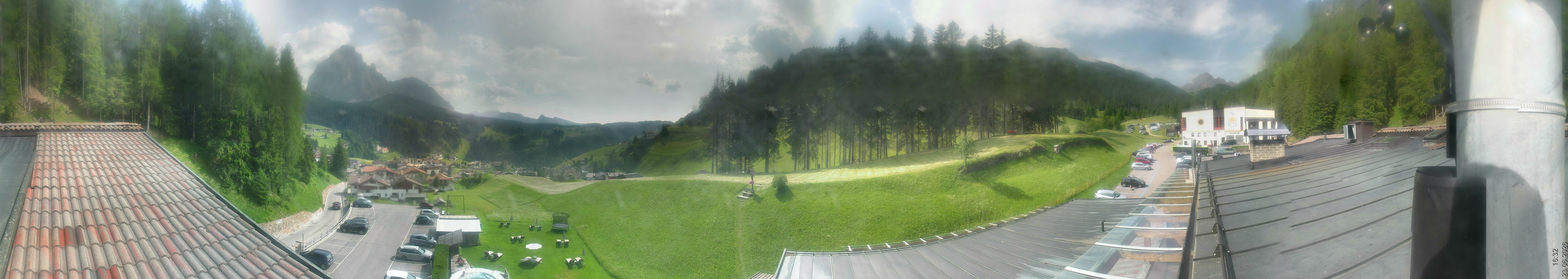Archived image Webcam Col Raiser / Hotel Jägerheim