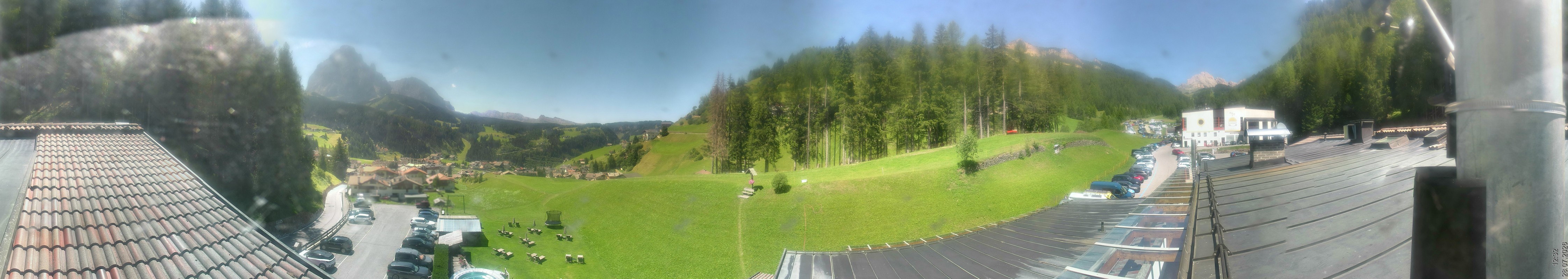 Archived image Webcam Col Raiser / Hotel Jägerheim