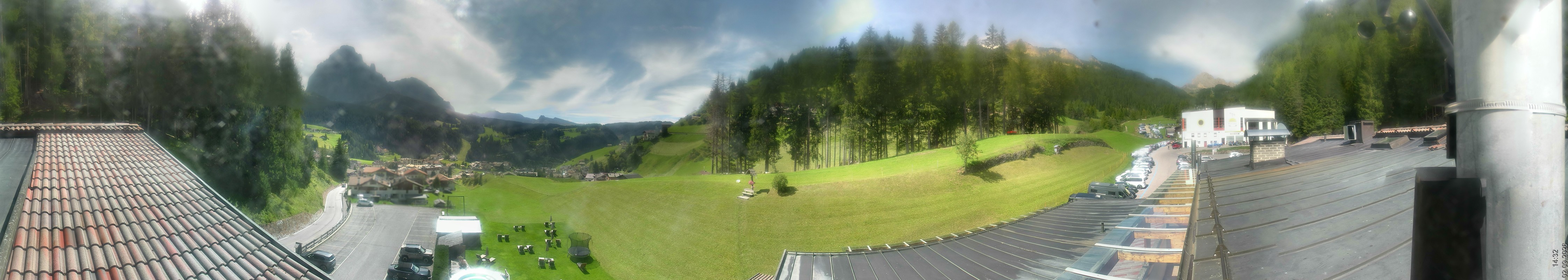 Archived image Webcam Col Raiser / Hotel Jägerheim