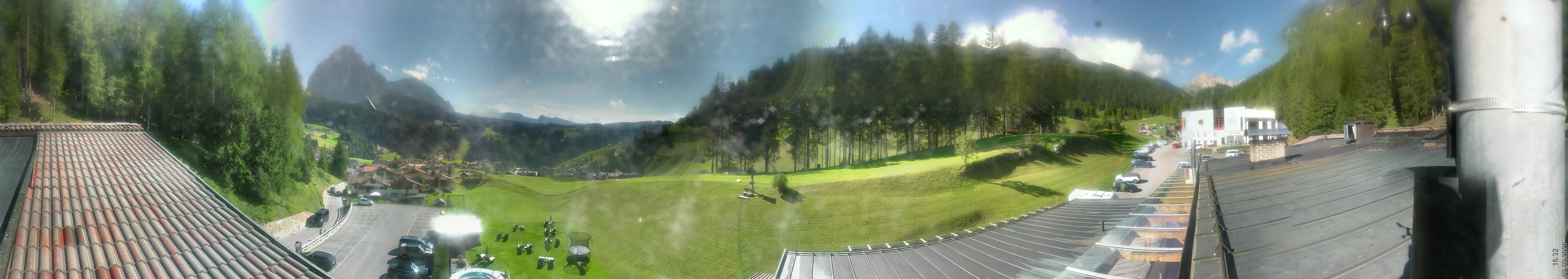 Archived image Webcam Col Raiser / Hotel Jägerheim