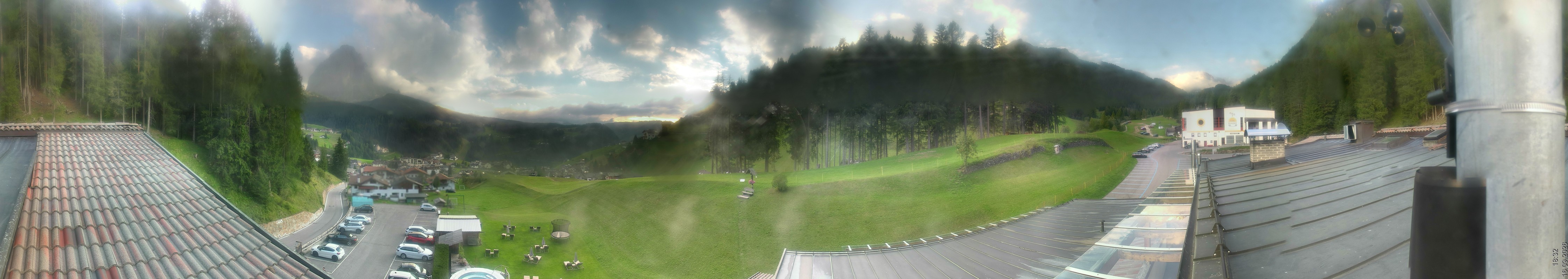 Archived image Webcam Col Raiser / Hotel Jägerheim