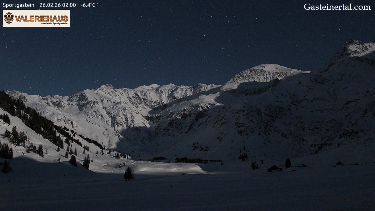 Archived image Webcam Alpine Restaurant Valeriehaus