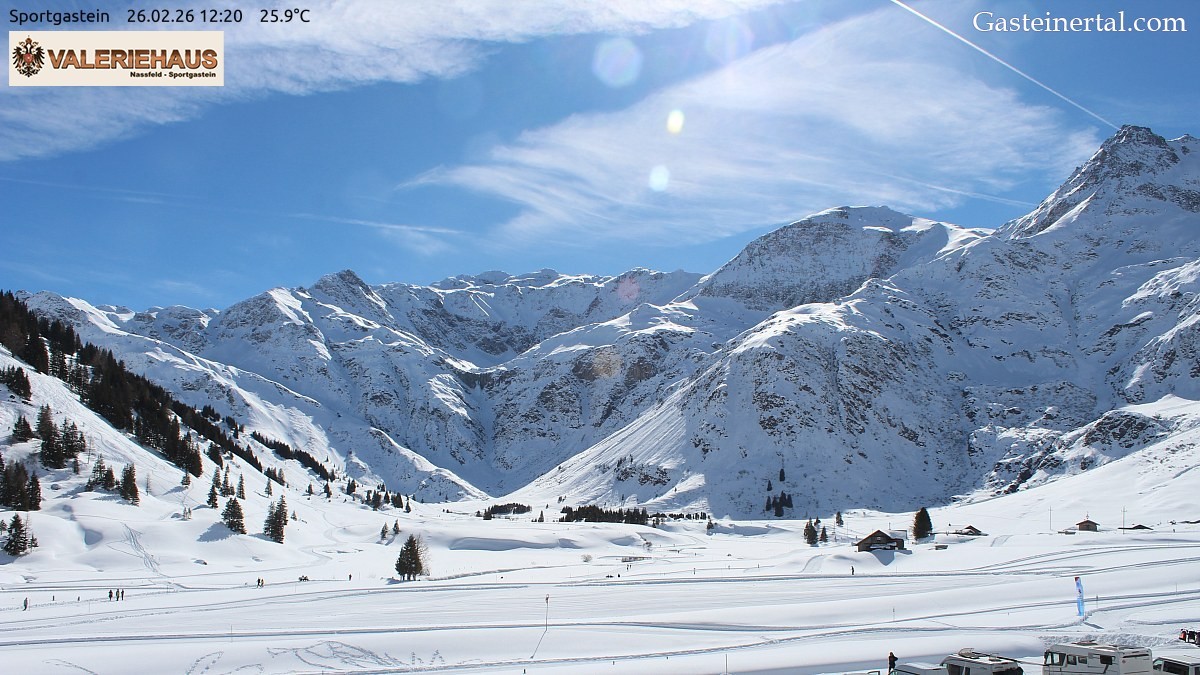 Archived image Webcam Alpine Restaurant Valeriehaus