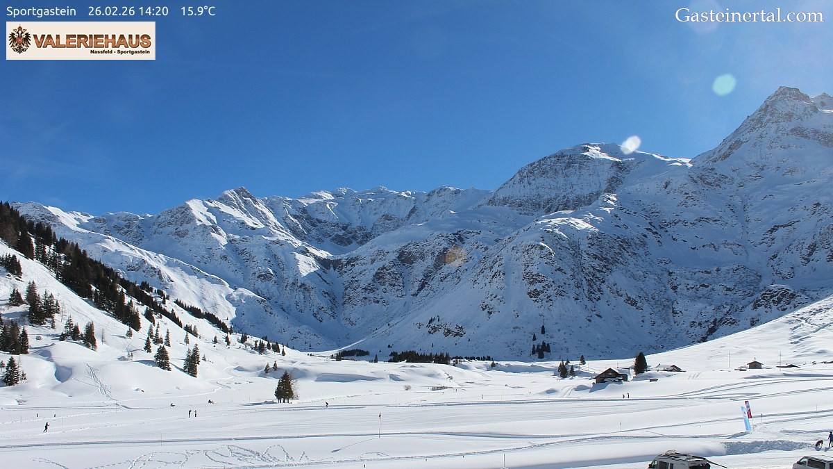 Archived image Webcam Alpine Restaurant Valeriehaus