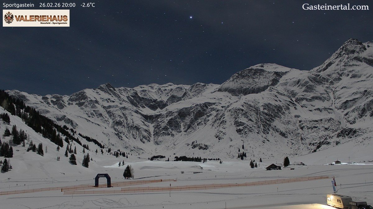 Archived image Webcam Alpine Restaurant Valeriehaus