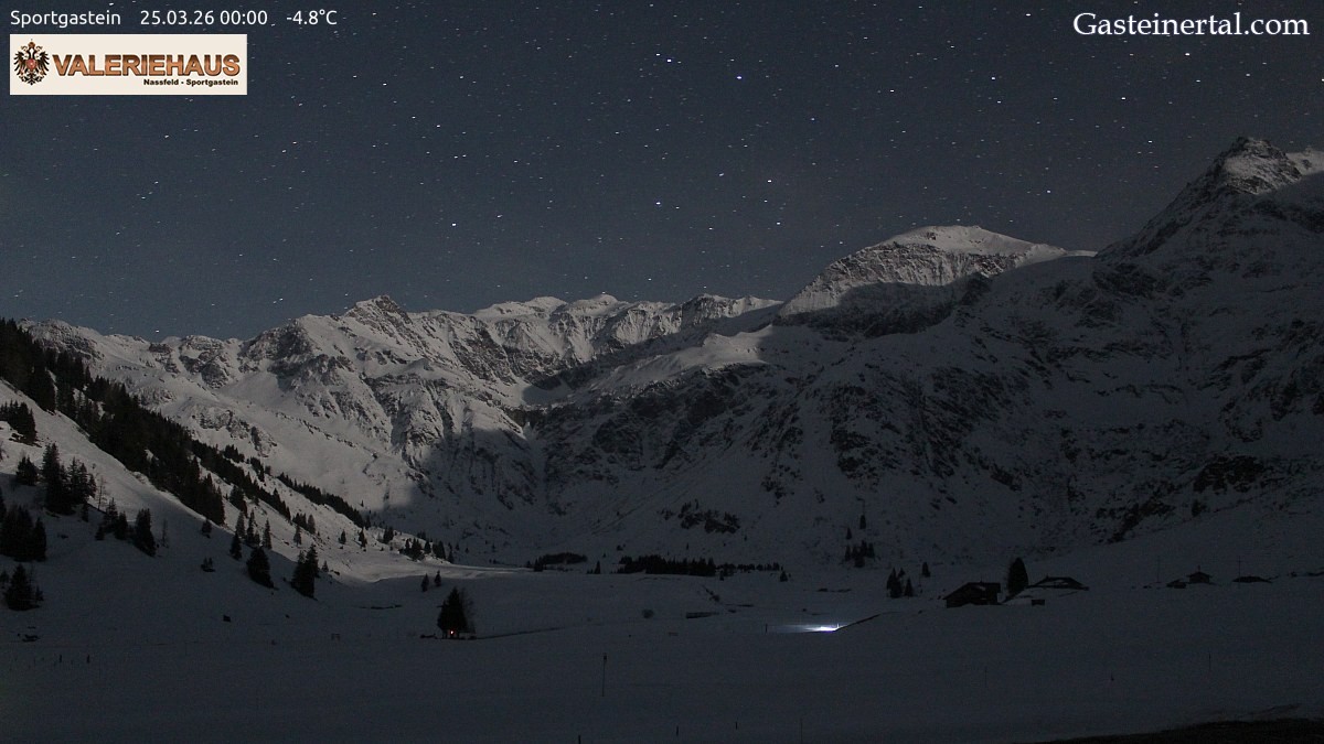 Archived image Webcam Alpine Restaurant Valeriehaus