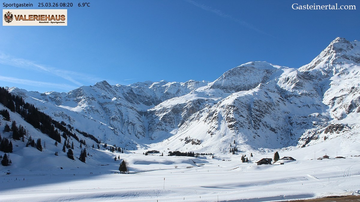 Archived image Webcam Alpine Restaurant Valeriehaus