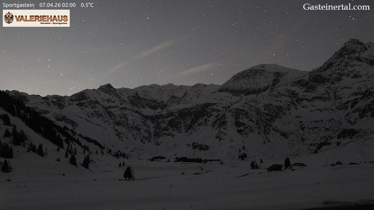 Archived image Webcam Alpine Restaurant Valeriehaus