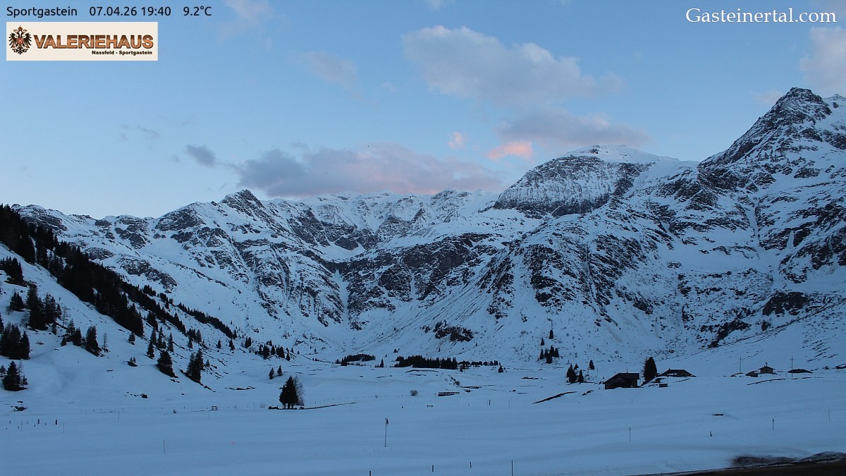 Archived image Webcam Alpine Restaurant Valeriehaus