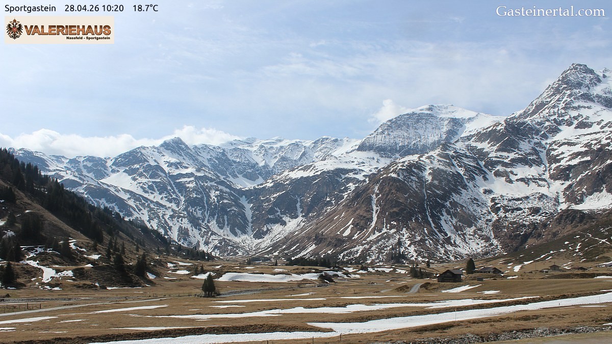 Archived image Webcam Alpine Restaurant Valeriehaus