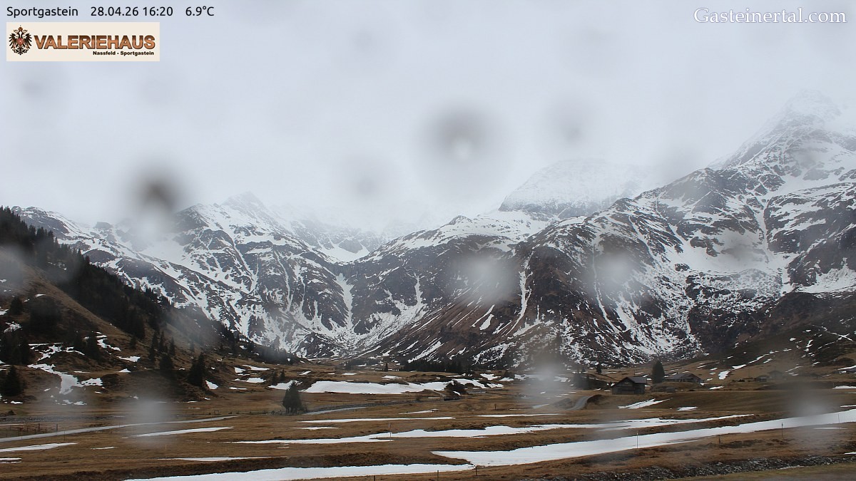 Archived image Webcam Alpine Restaurant Valeriehaus