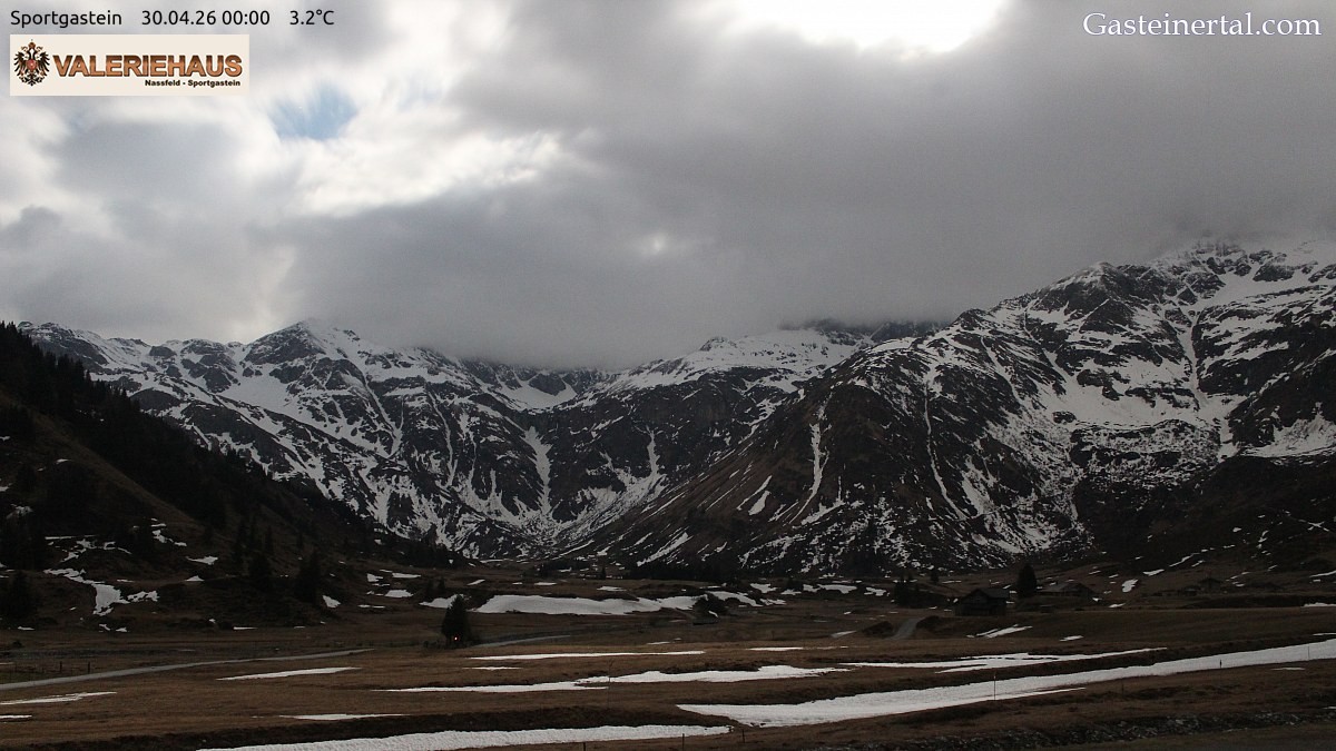 Archived image Webcam Alpine Restaurant Valeriehaus