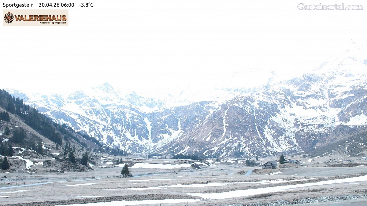 Archived image Webcam Alpine Restaurant Valeriehaus