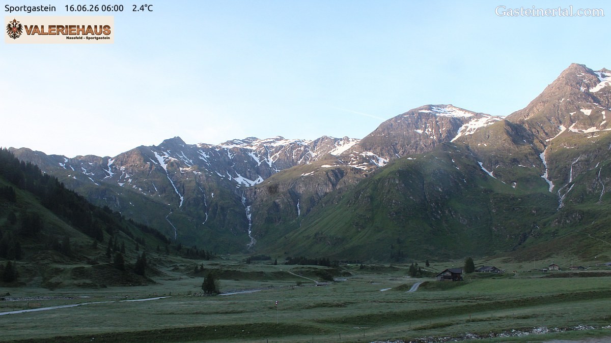 Archived image Webcam Alpine Restaurant Valeriehaus