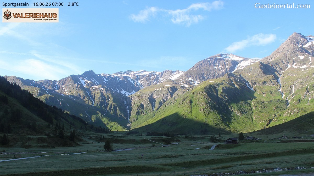 Archived image Webcam Alpine Restaurant Valeriehaus