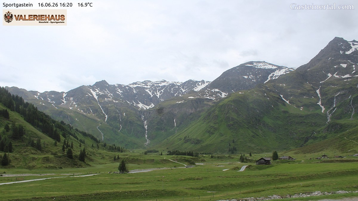 Archived image Webcam Alpine Restaurant Valeriehaus