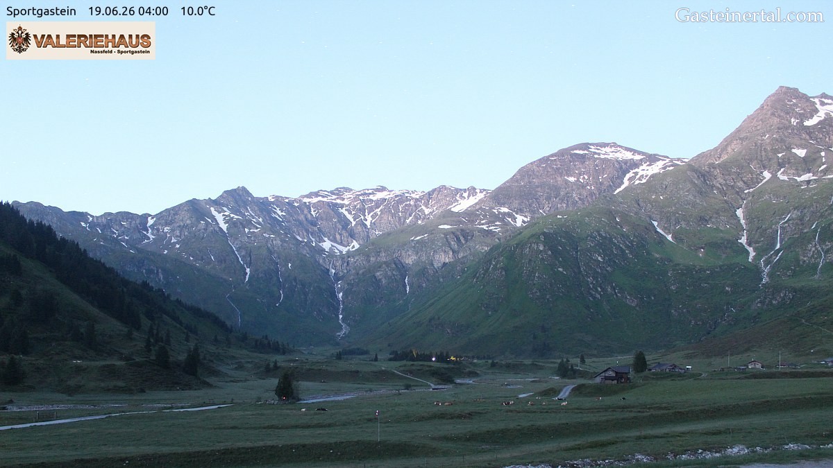 Archived image Webcam Alpine Restaurant Valeriehaus
