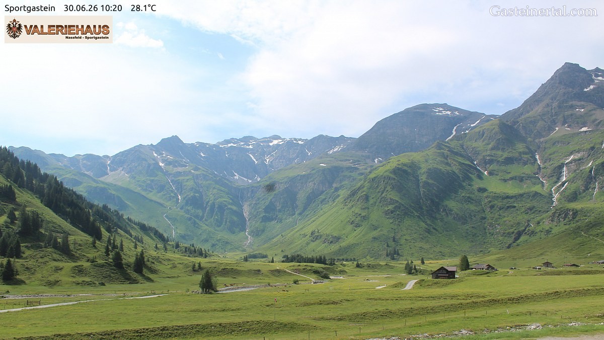 Archived image Webcam Alpine Restaurant Valeriehaus
