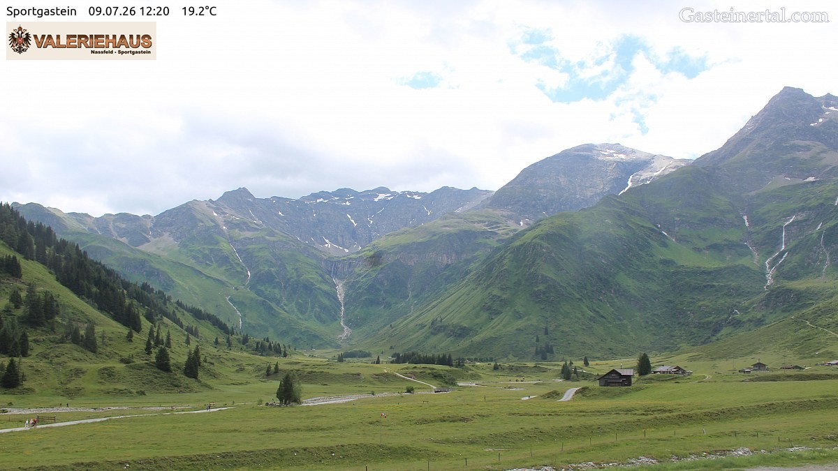 Archived image Webcam Alpine Restaurant Valeriehaus