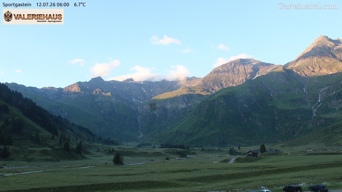 Archived image Webcam Alpine Restaurant Valeriehaus