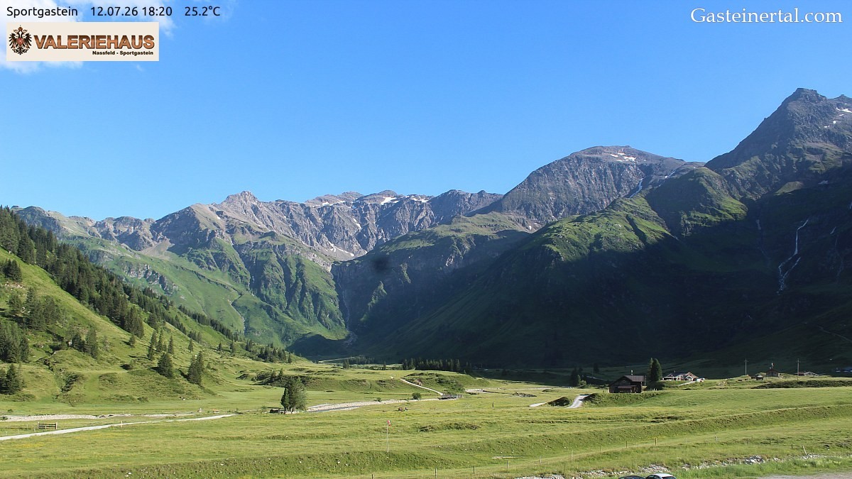 Archived image Webcam Alpine Restaurant Valeriehaus
