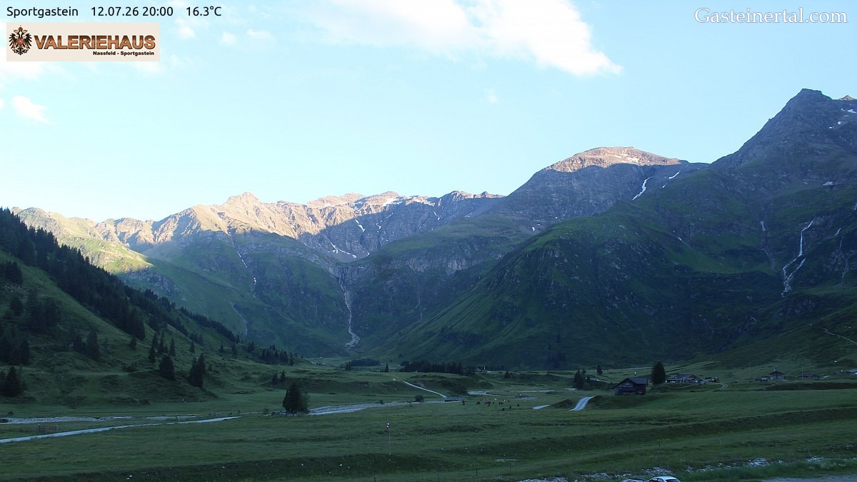 Archived image Webcam Alpine Restaurant Valeriehaus