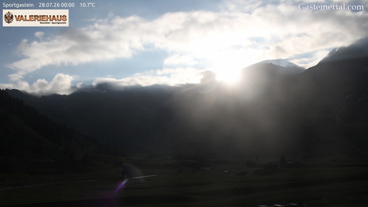 Archived image Webcam Alpine Restaurant Valeriehaus