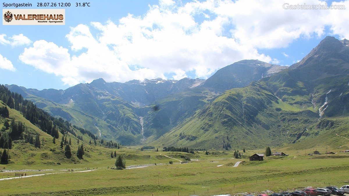 Archived image Webcam Alpine Restaurant Valeriehaus