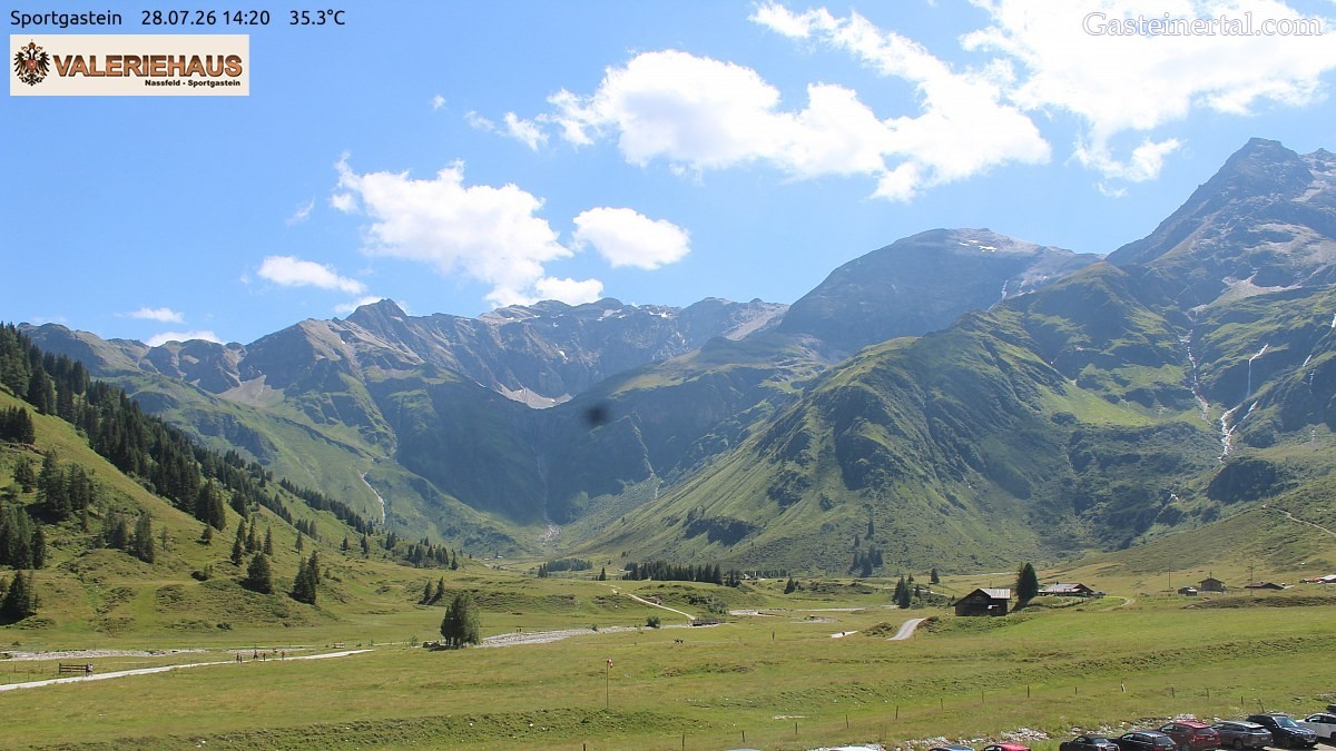 Archived image Webcam Alpine Restaurant Valeriehaus