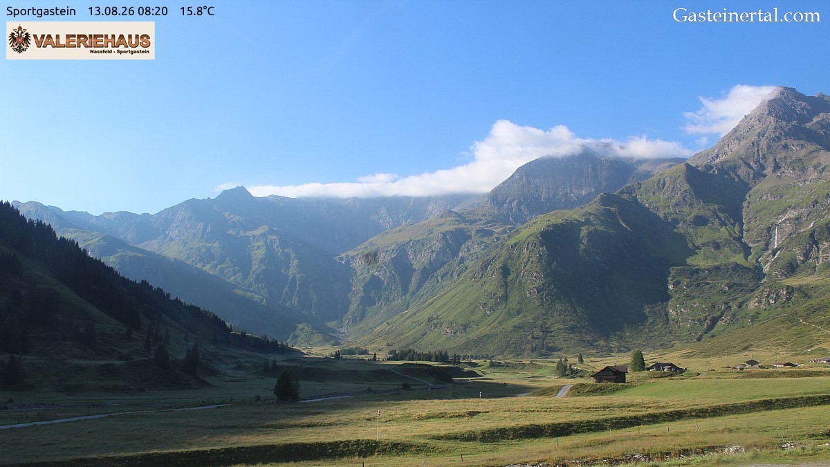 Archived image Webcam Alpine Restaurant Valeriehaus