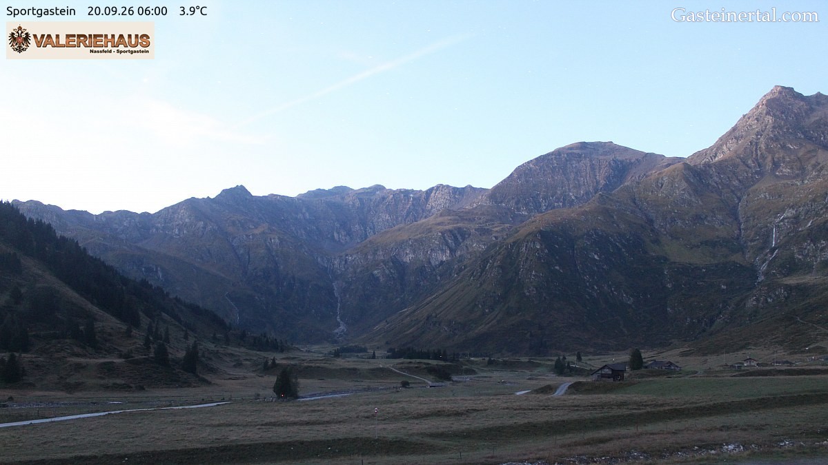 Archived image Webcam Alpine Restaurant Valeriehaus