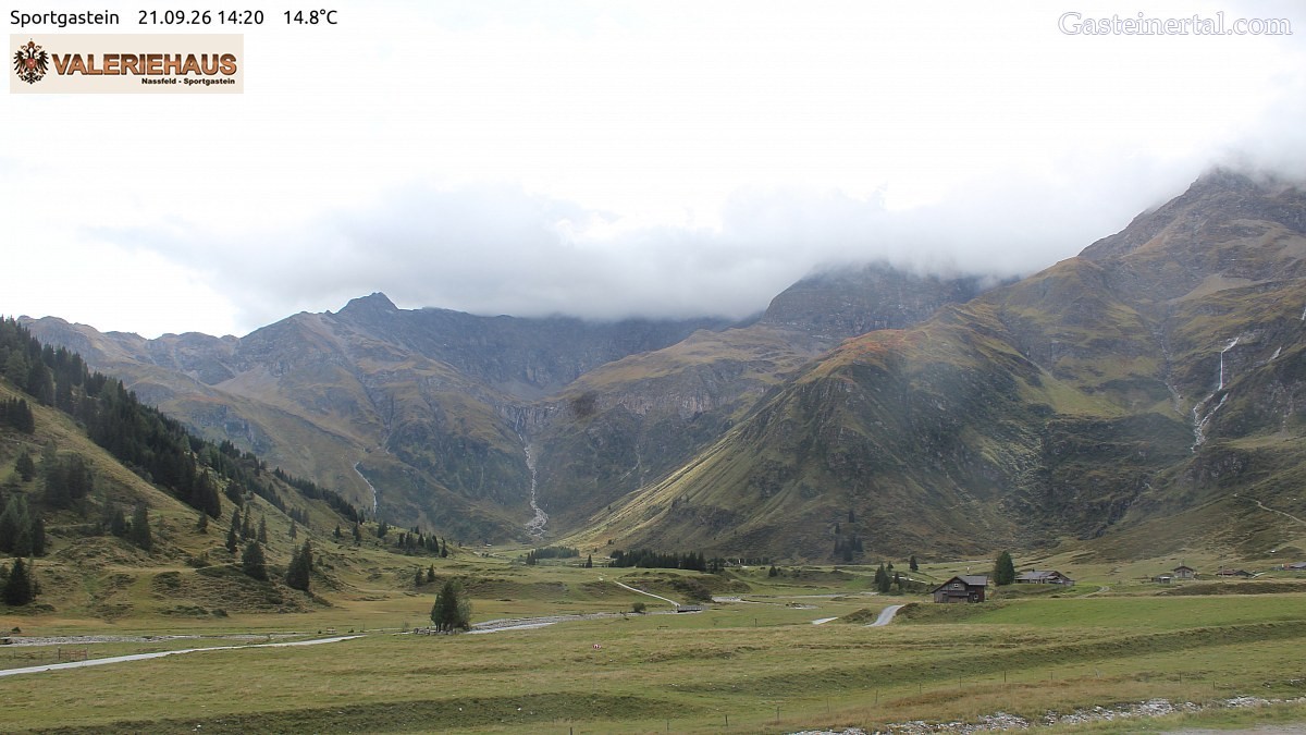 Archived image Webcam Alpine Restaurant Valeriehaus