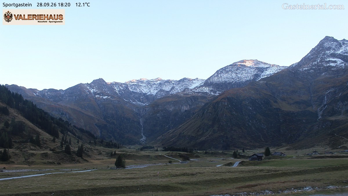 Archived image Webcam Alpine Restaurant Valeriehaus